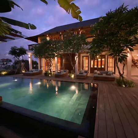 Villa Biarritz Uluwatu Dış mekan fotoğraf
