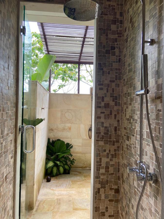 Villa Biarritz Uluwatu Dış mekan fotoğraf