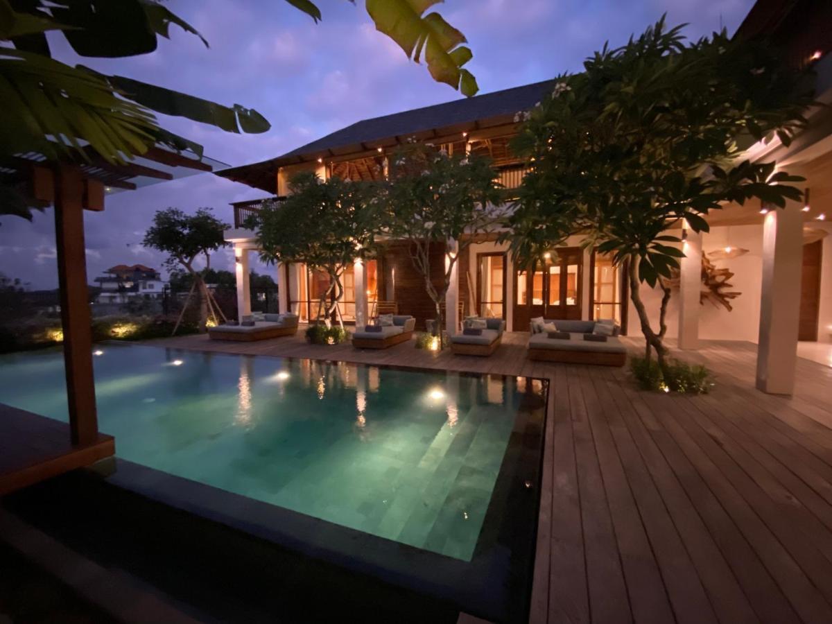 Villa Biarritz Uluwatu Dış mekan fotoğraf